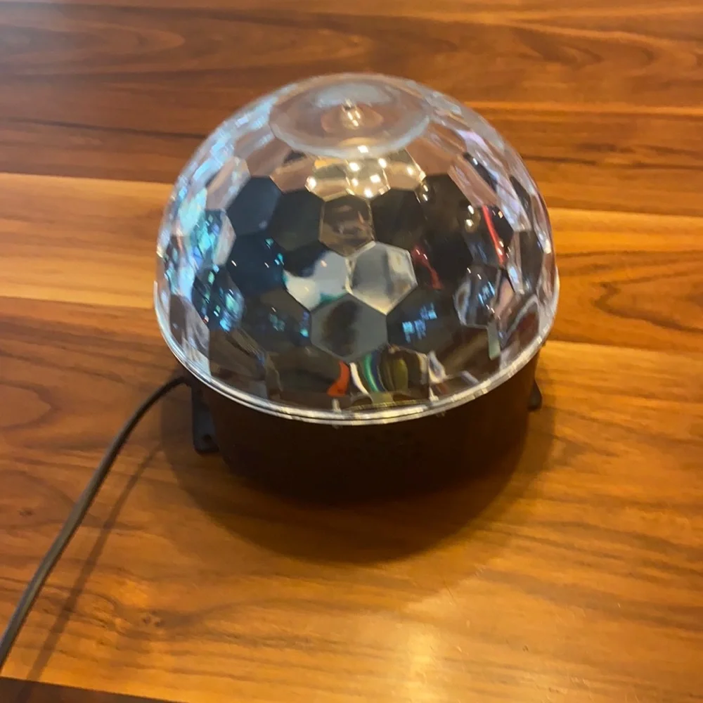 Mini disco ball light